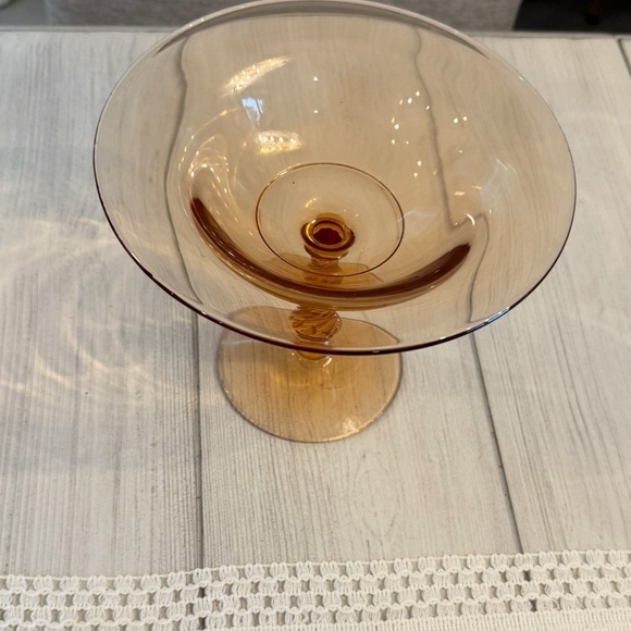 Amber Glass Compote dish with twisted stem - Picture 2 of 5